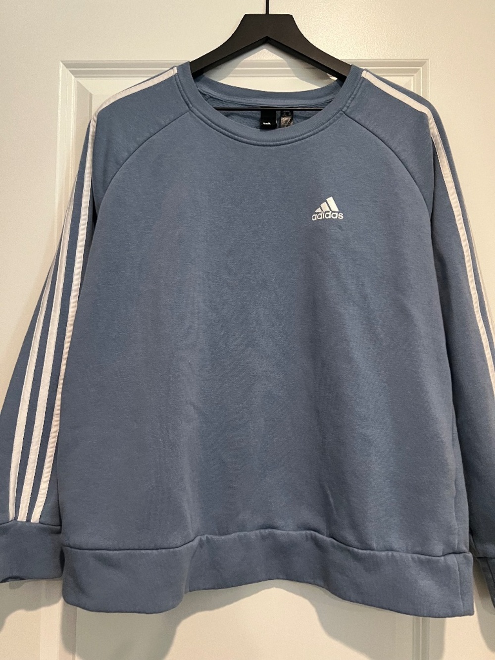 Adidas Sweatshirt